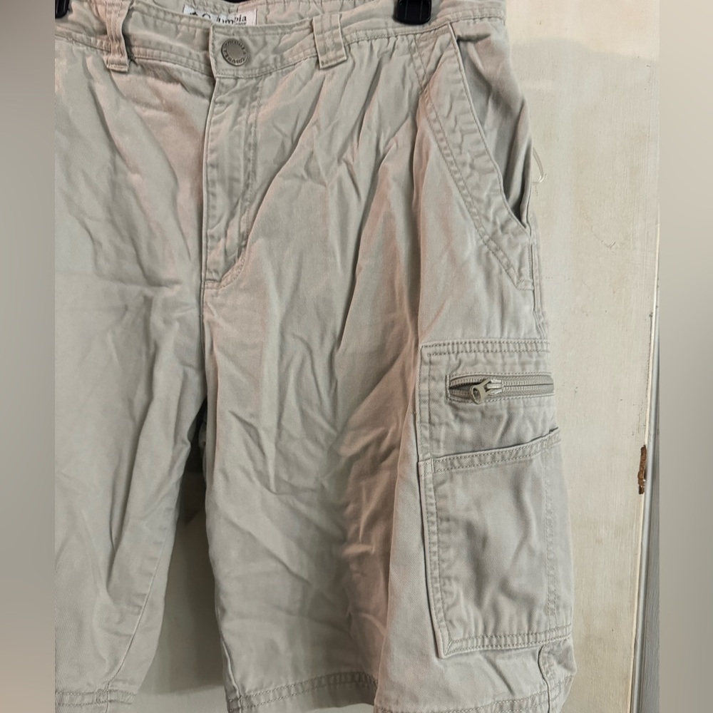 Columbia Size 34 Cargo Shorts - Picture 2 of 6